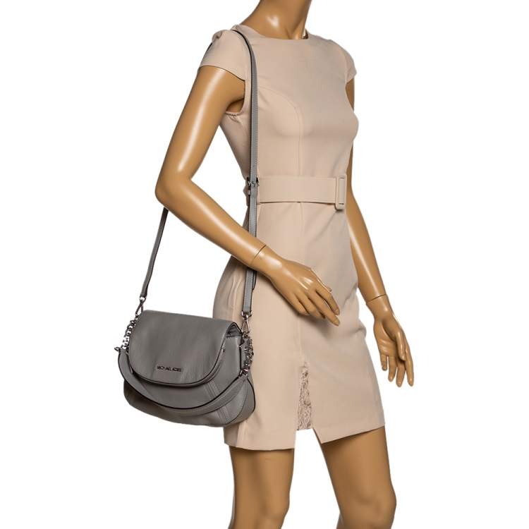 Pre Owned Michael Kors Ash Grey Leather Medium Aria Flap Shoulder Bag