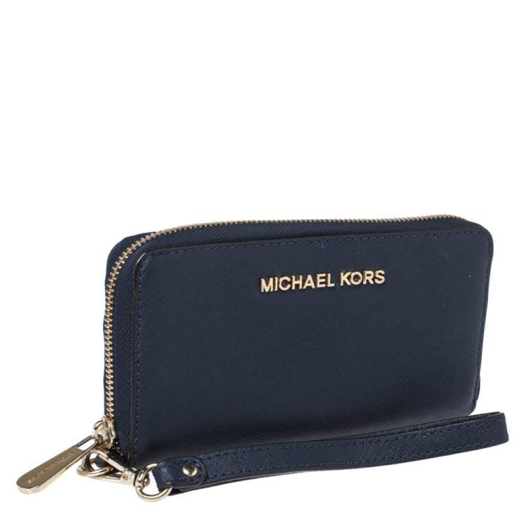 Pre Owned Michael Kors Navy Blue Leather Zip Around Wristlet Wallet