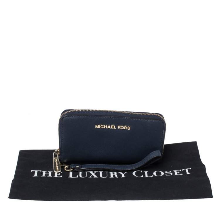 Pre Owned Michael Kors Navy Blue Leather Zip Around Wristlet Wallet