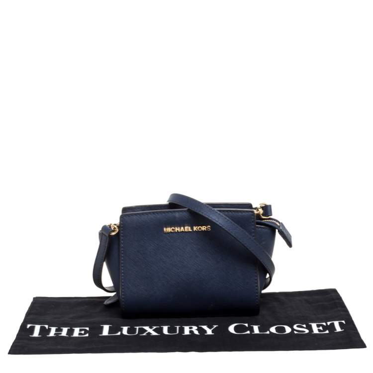 Pre Owned Michael Kors Navy Blue Leather Mini Selma Crossbody Bag