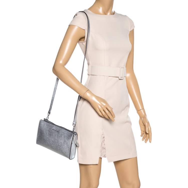 Pre Owned Michael Kors Metallic Silver Leather Crossbody Bag