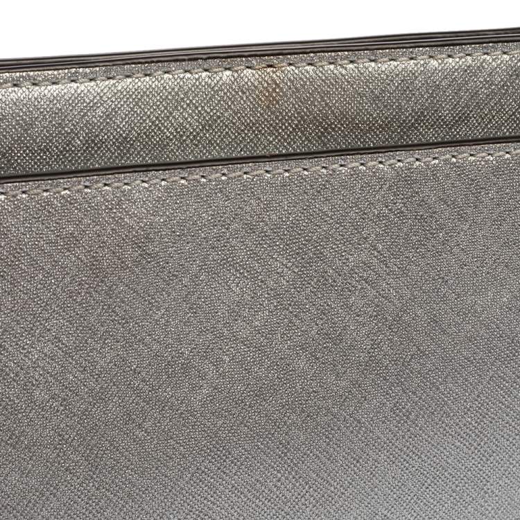 Pre Owned Michael Kors Metallic Silver Leather Crossbody Bag