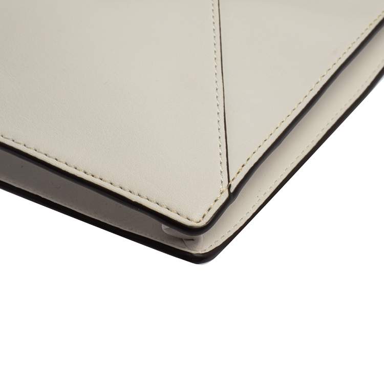 Pre Owned Michael Kors White Leather Lana Envelope Chain Clutch