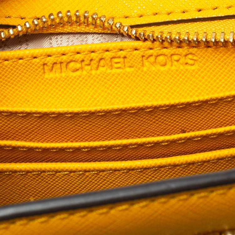 Pre Owned Michael Kors Yellow Leather Mini Selma Crossbody Bag