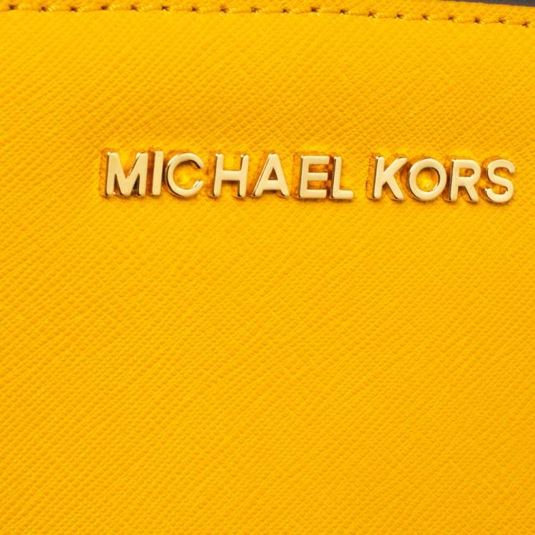 Pre Owned Michael Kors Yellow Leather Mini Selma Crossbody Bag