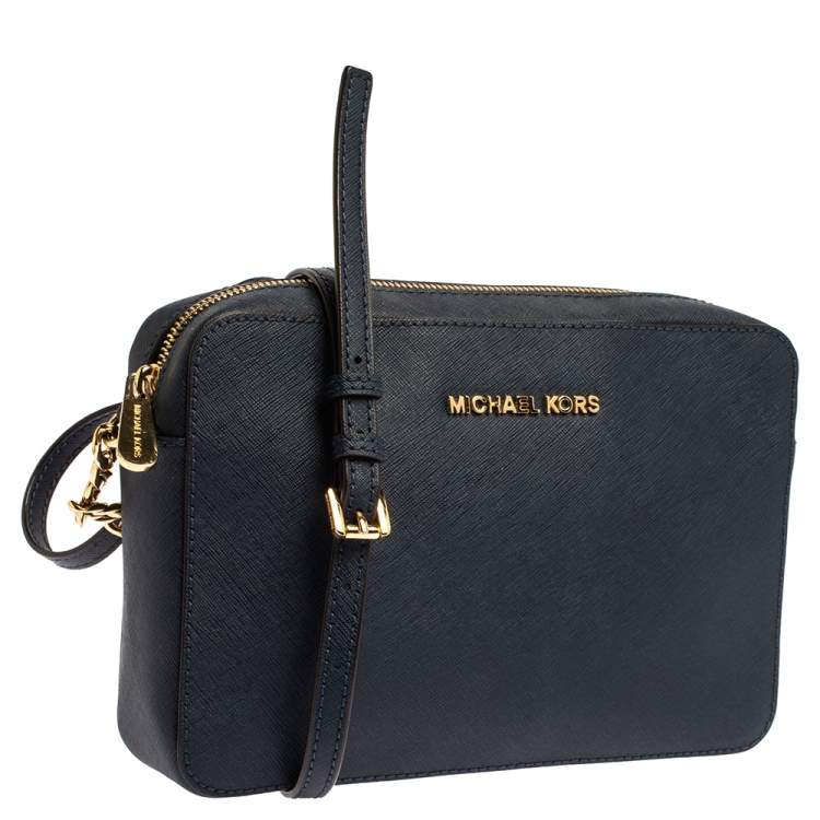 Pre Owned Michael Kors Navy Blue Leather Jet Set Crossbody Bag