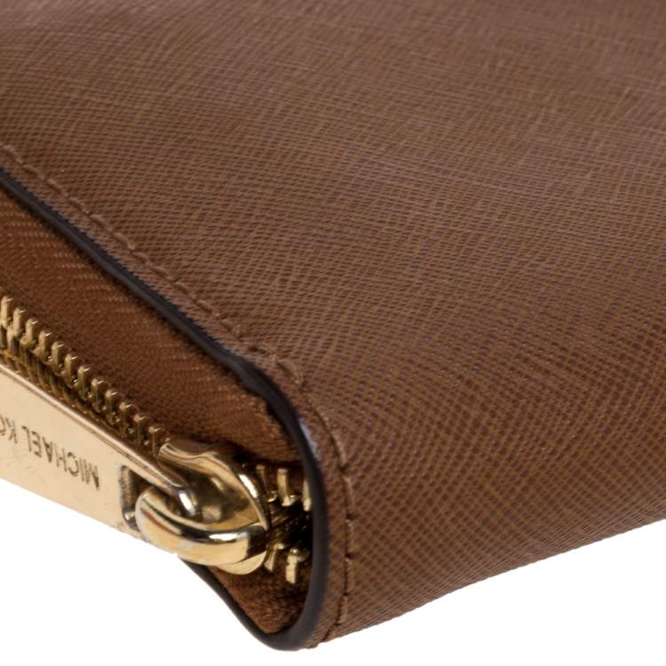 Pre Owned Michael Kors Brown Leather Jet Set Travel Zip Around Wallet
