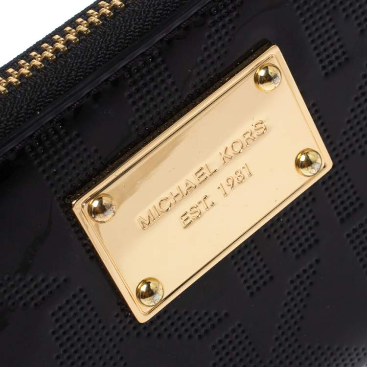 Pre Owned Michael Kors Black Patent Leather Zip Around Wallet