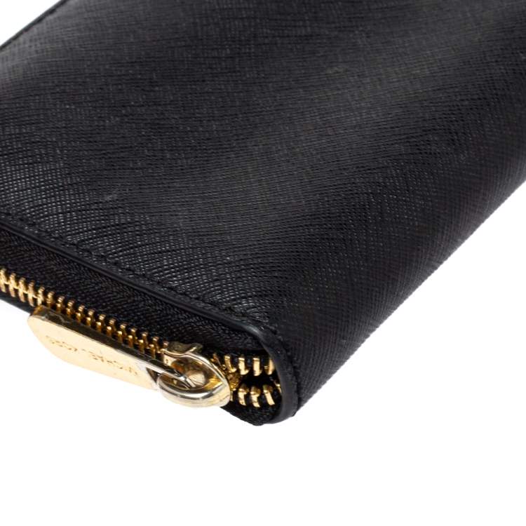 Pre Owned Michael Kors Black Leather Jet Set Travel Zip Around Wallet