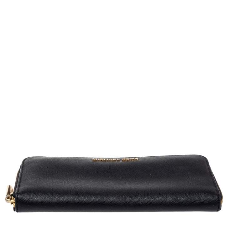 Pre Owned Michael Kors Black Leather Jet Set Travel Zip Around Wallet