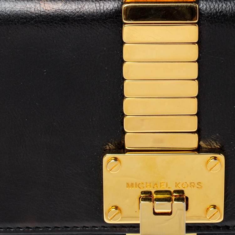 Pre Owned Michael Kors Black Leather Hadley Clutch