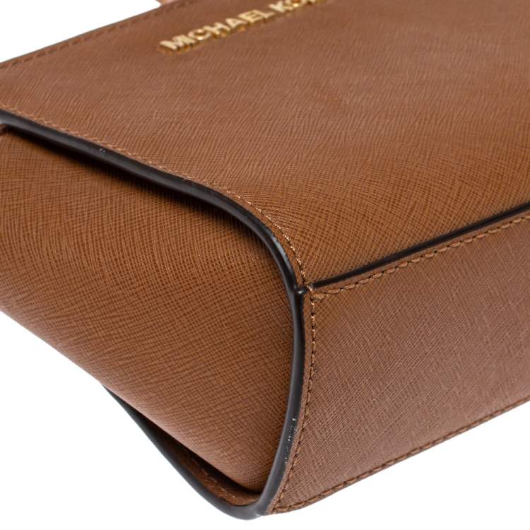 Pre Owned Michael Kors Brown Saffiano Leather Mini Selma Crossbody Bag