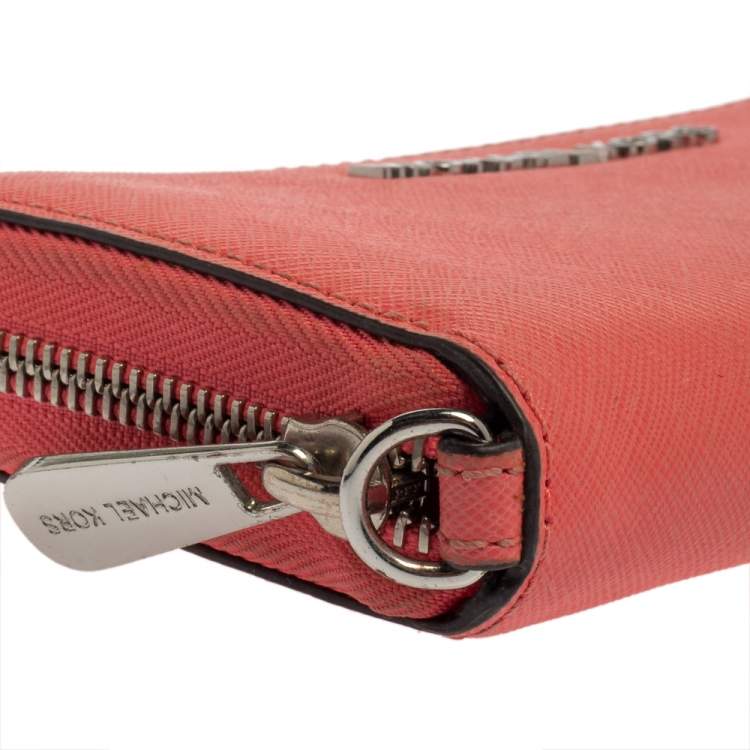 Pre Owned Michael Kors Pink Leather Zip Around Wristlet Wallet