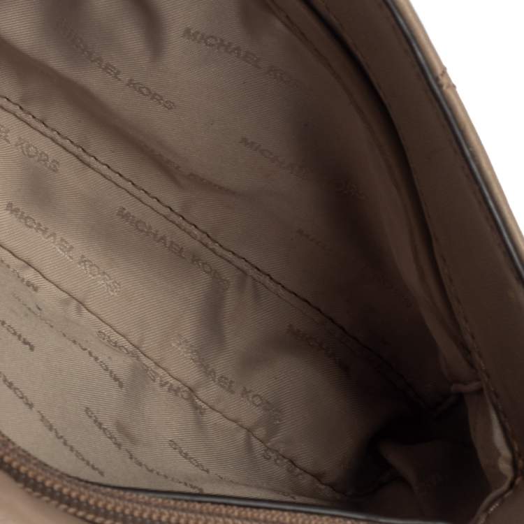 Pre Owned Michael Kors Beige Matelassé Leather Small Sloan Shoulder Bag