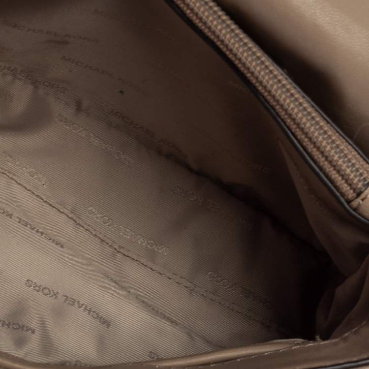 Pre Owned Michael Kors Beige Matelassé Leather Small Sloan Shoulder Bag