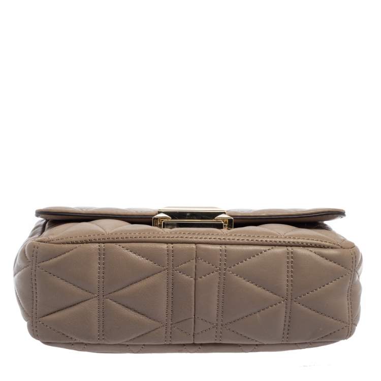 Pre Owned Michael Kors Beige Matelassé Leather Small Sloan Shoulder Bag