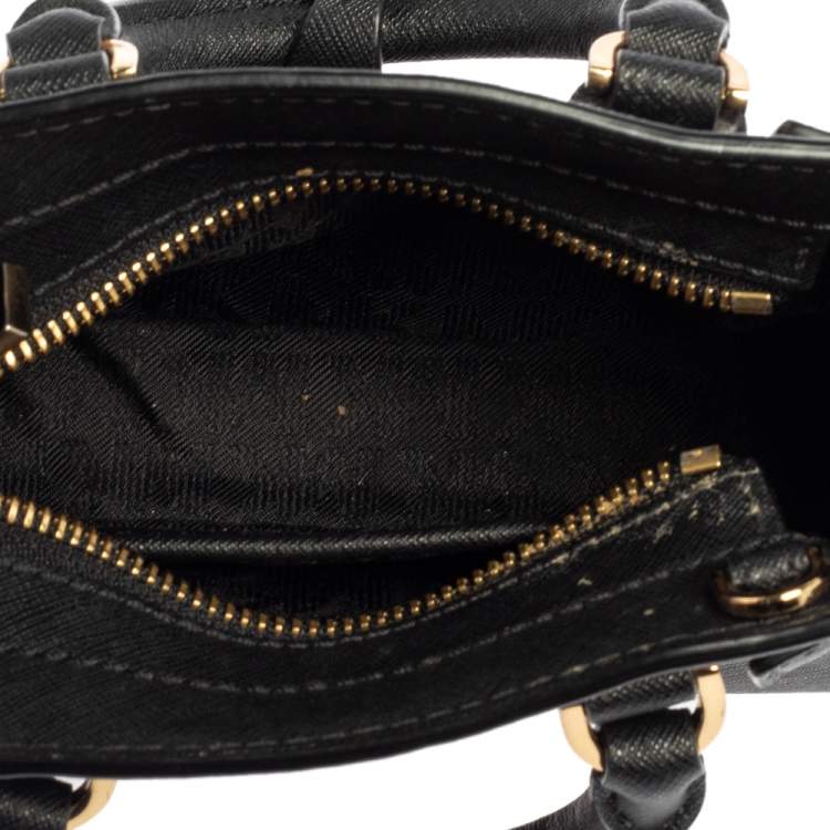 Pre Owned Michael Kors Black Leather Dillon Crossbody Bag