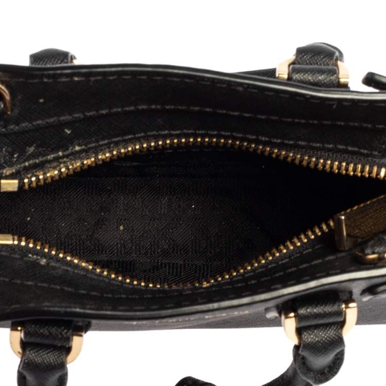 Pre Owned Michael Kors Black Leather Dillon Crossbody Bag