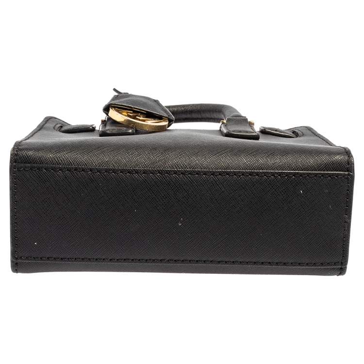 Pre Owned Michael Kors Black Leather Dillon Crossbody Bag