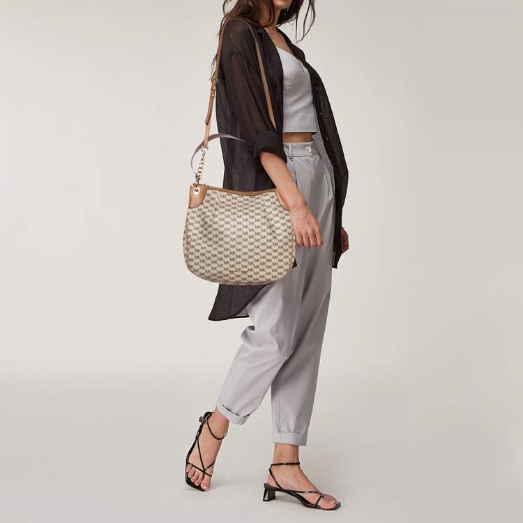 Pre Owned Michael Kors Beige/Brown Signature Coated Canvas and Leather Jet Set Hobo