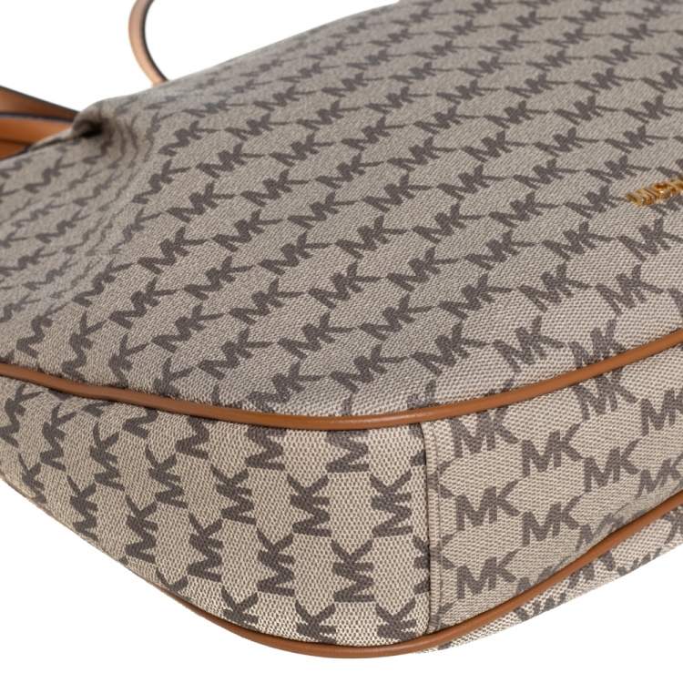 Pre Owned Michael Kors Beige/Brown Signature Coated Canvas and Leather Jet Set Hobo