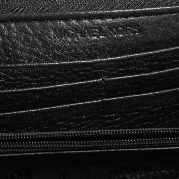 Pre Owned Michael Kors Black Leather Jet Set Zip Around Wallet