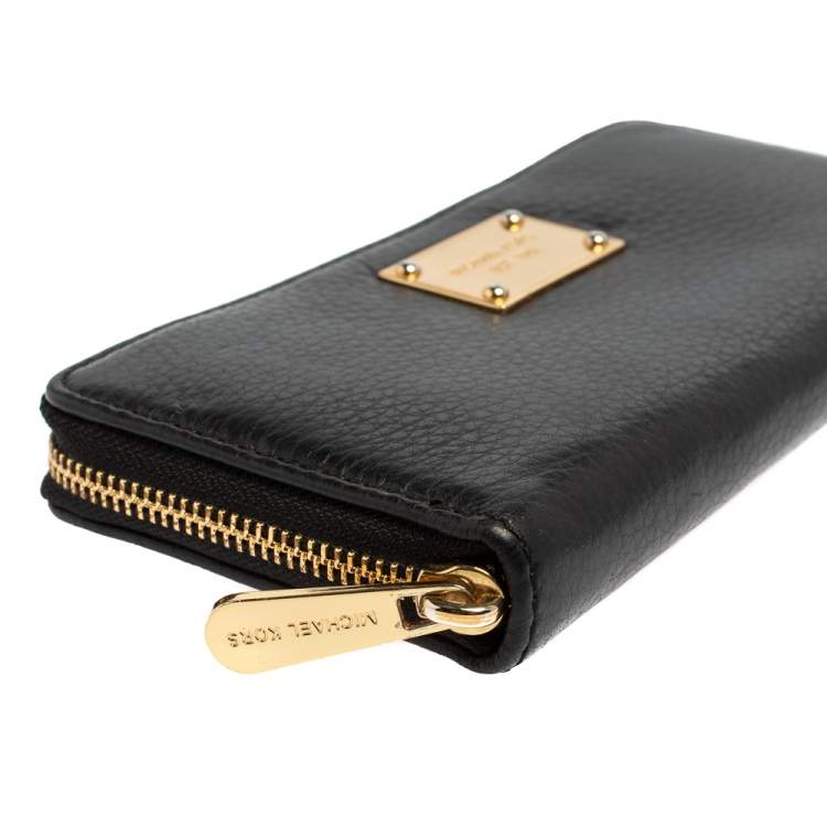 Pre Owned Michael Kors Black Leather Jet Set Zip Around Wallet