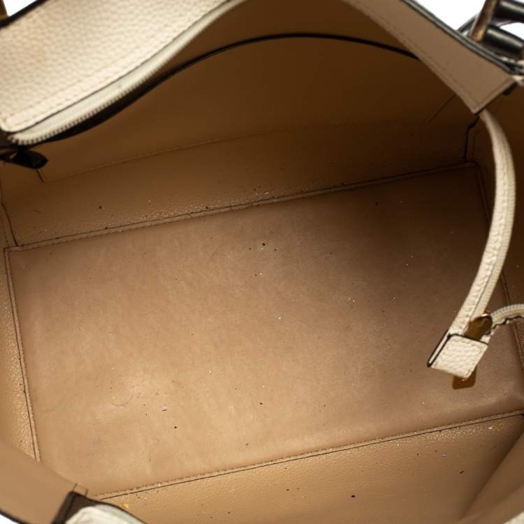 Pre Owned Michael Kors Beige/White Leather Kimberly Tote