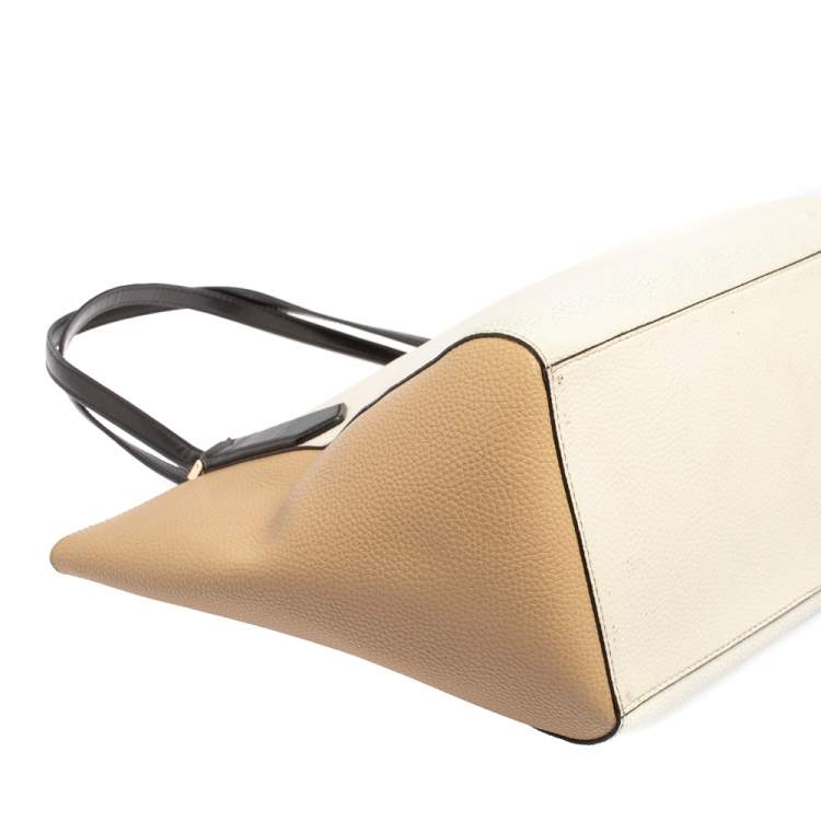 Pre Owned Michael Kors Beige/White Leather Kimberly Tote