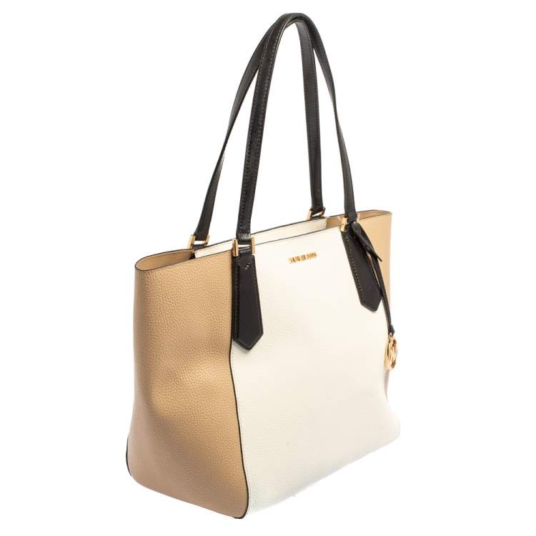 Pre Owned Michael Kors Beige/White Leather Kimberly Tote