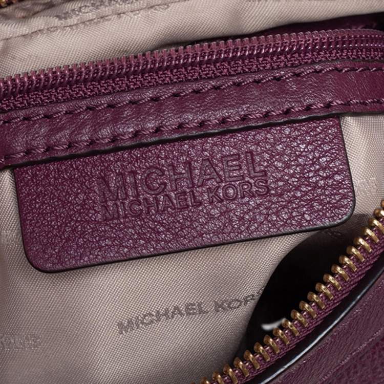 Pre Owned Micheal Kors Plum Pebbled Leather Grommet Strap Hobo