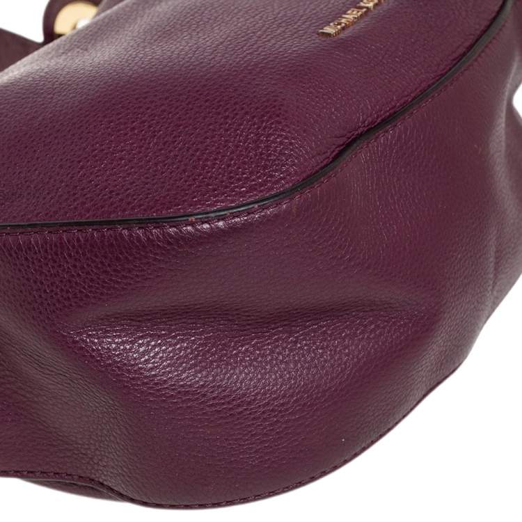 Pre Owned Micheal Kors Plum Pebbled Leather Grommet Strap Hobo