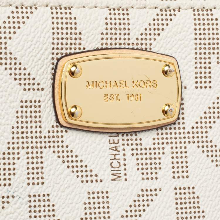 Pre Owned Michael Kors White Signature Coated Canvas Zip Around Compact Wallet