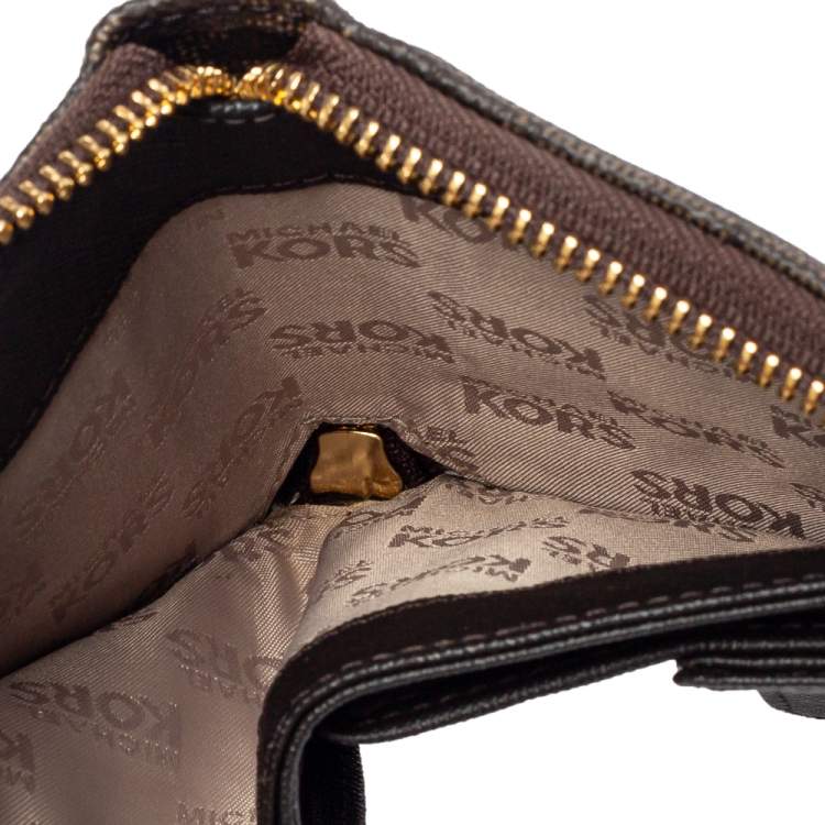 Pre Owned  Michael Kors Brown Signature Coated Canvas Zip Around Compact Wallet
