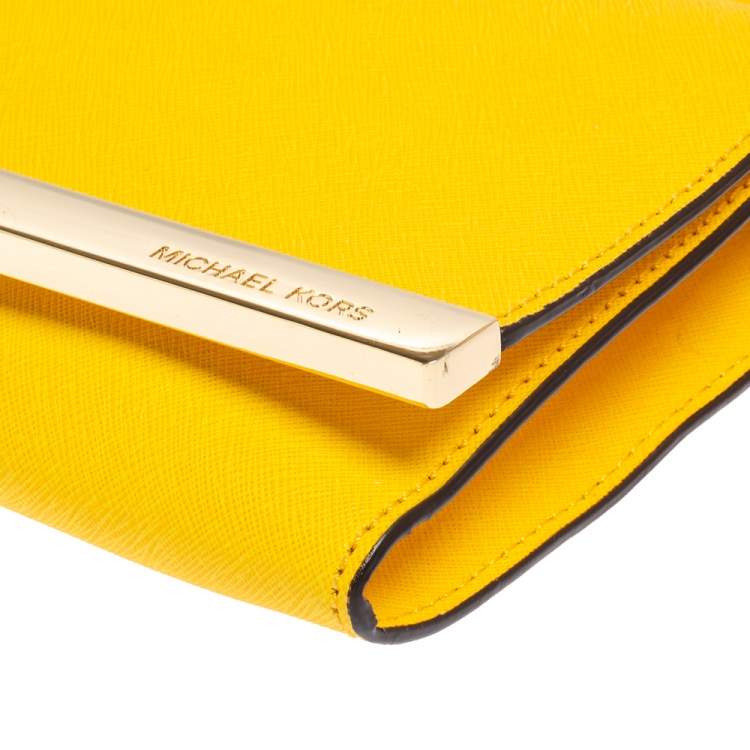 Pre Owned Michael Kors Yellow Leather Tilda Clutch Bag
