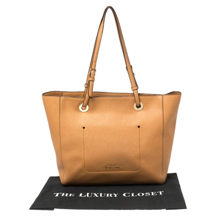 Pre Owned Michael Kors Tan Leather Large Walsh Top Zip Tote