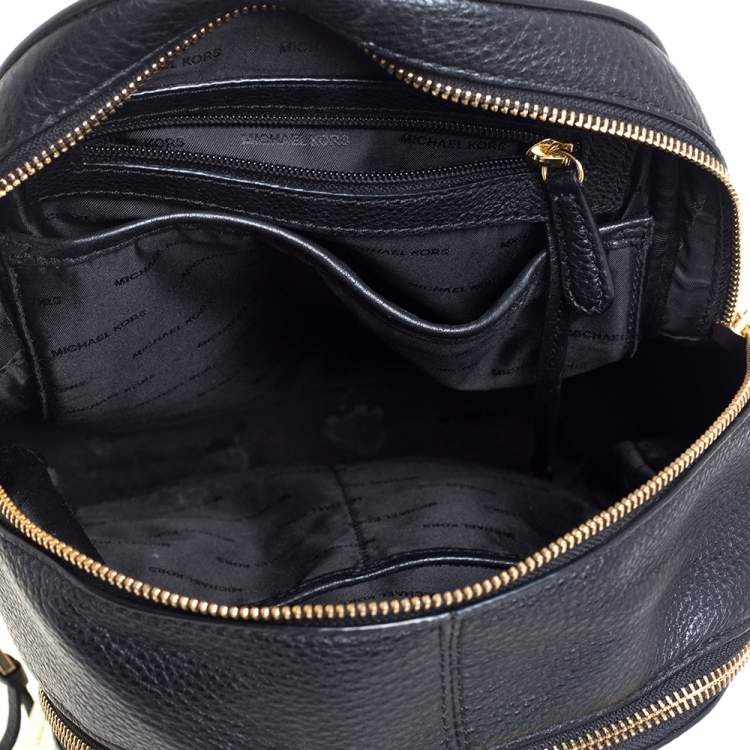 مملوكة مسبقًا Michael Kors Black Leather Small Studded Rhea Backpack