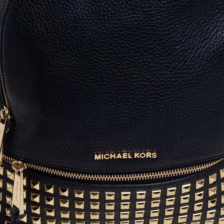 مملوكة مسبقًا Michael Kors Black Leather Small Studded Rhea Backpack