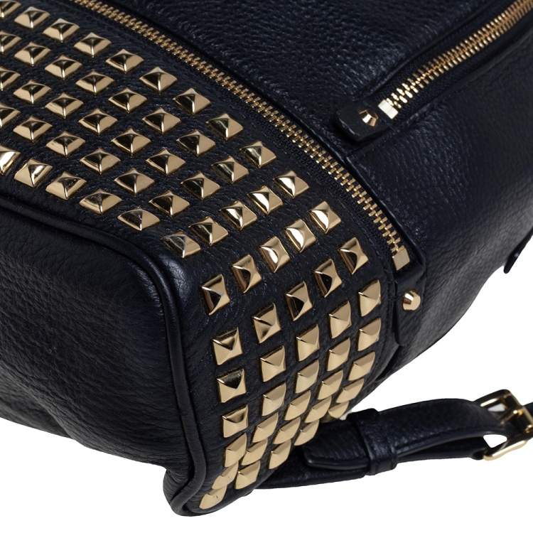 مملوكة مسبقًا Michael Kors Black Leather Small Studded Rhea Backpack