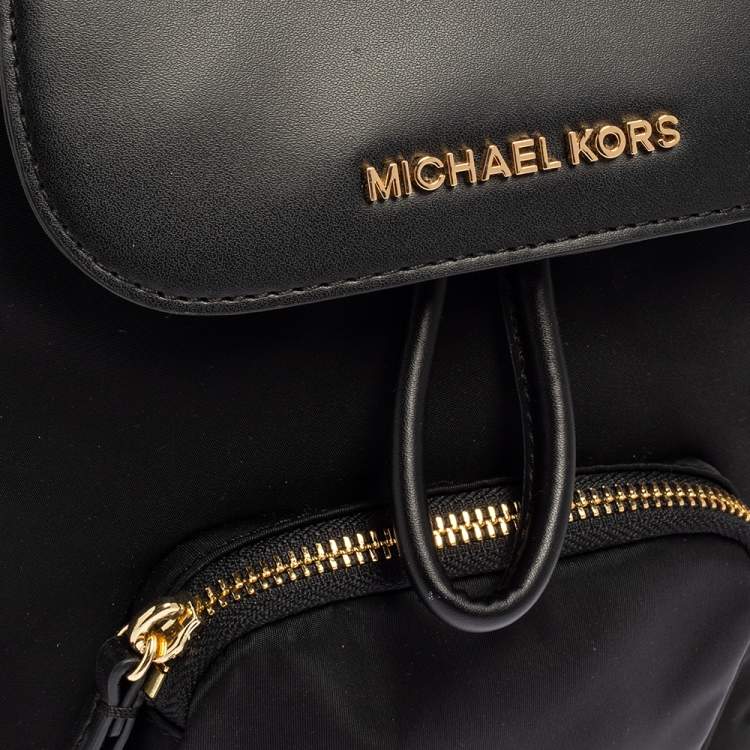 مملوكة مسبقًا Michael Kors Black Nylon and Leather Small Cargo Abbey Backpack