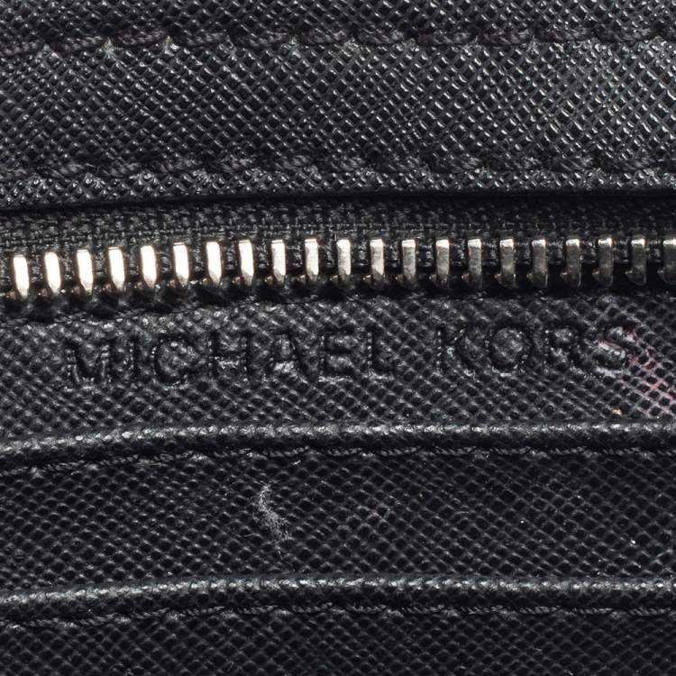 Pre Owned Michael Kors Black/Pink Saffiano Leather Mini Selma Crossbody Bag