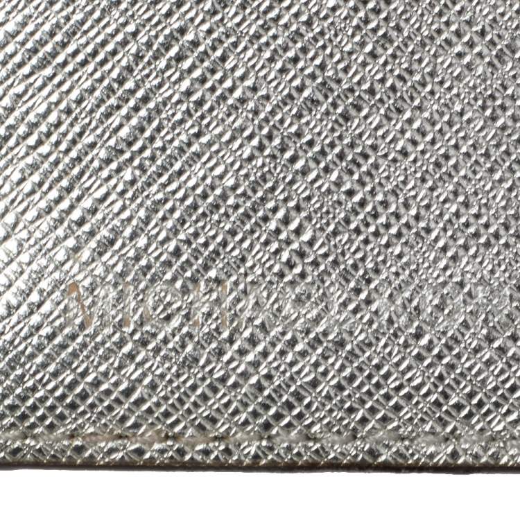 Pre Owned Michael Kors Metallic Silver Signature Coated Canvas Bifold Wallet