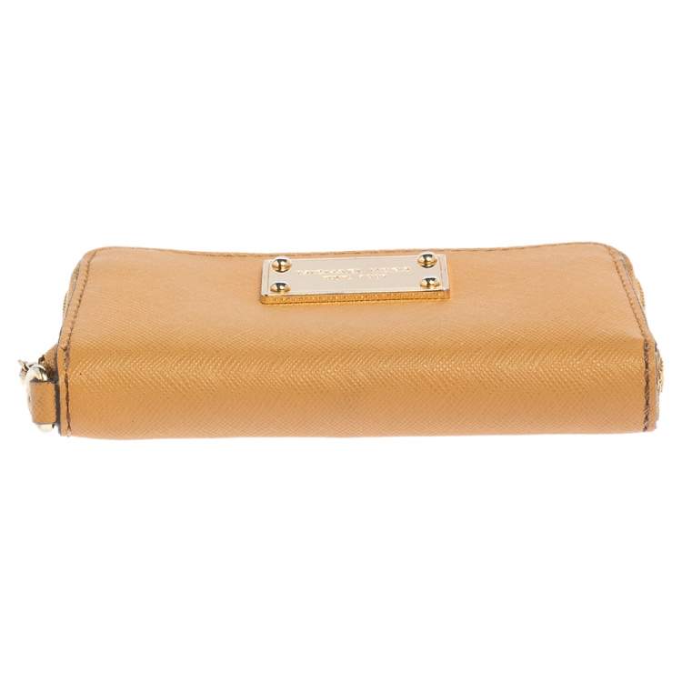 Pre Owned Michael Kors Tan Leather Zip Around Wristlet Wallet.