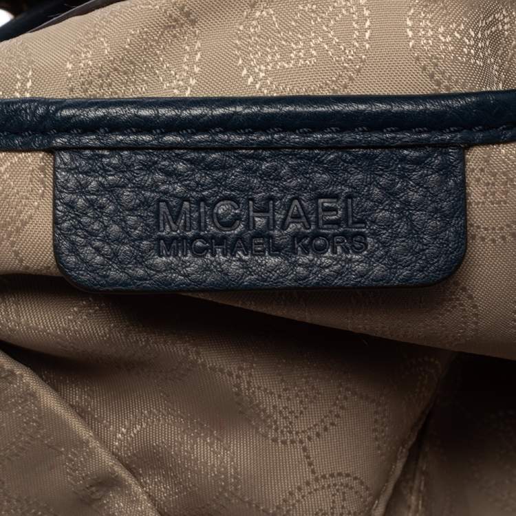 Pre Owned MICHAEL Michael Kors Blue Leather Large Camden Drawstring Shoulder Bag