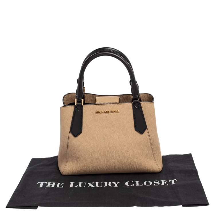 Pre Owned Michael Kors Beige Leather Kimberly Satchel