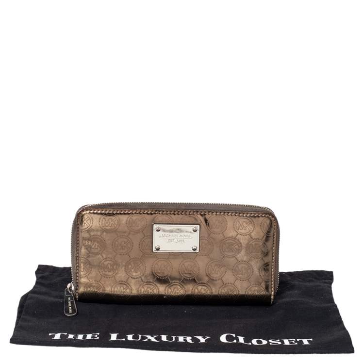 Pre Owned Michael Kors Metallic Gold Leather Jet Set Zip Around Wallet