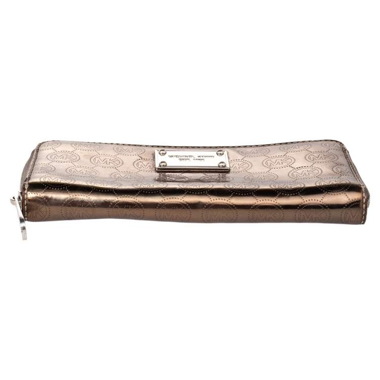 Pre Owned Michael Kors Metallic Gold Leather Jet Set Zip Around Wallet