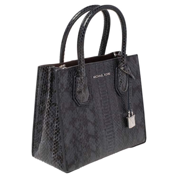 Pre Owned Michael Kors Blue/Black Snakeskin Mercer Tote