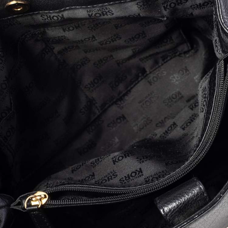 Pre Owned MICHAEL Michael Kors Black Leather Kellen Top Handle Bag