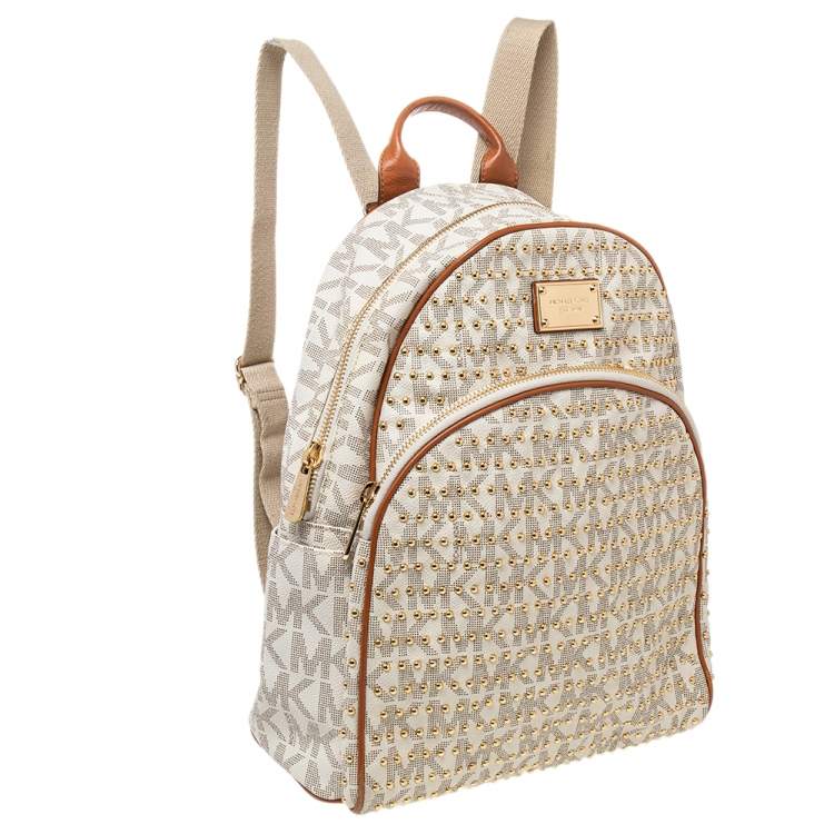 مملوكة مسبقًا Michael Kors White Signature Coated Canvas Large Studded Jet Set Backpack